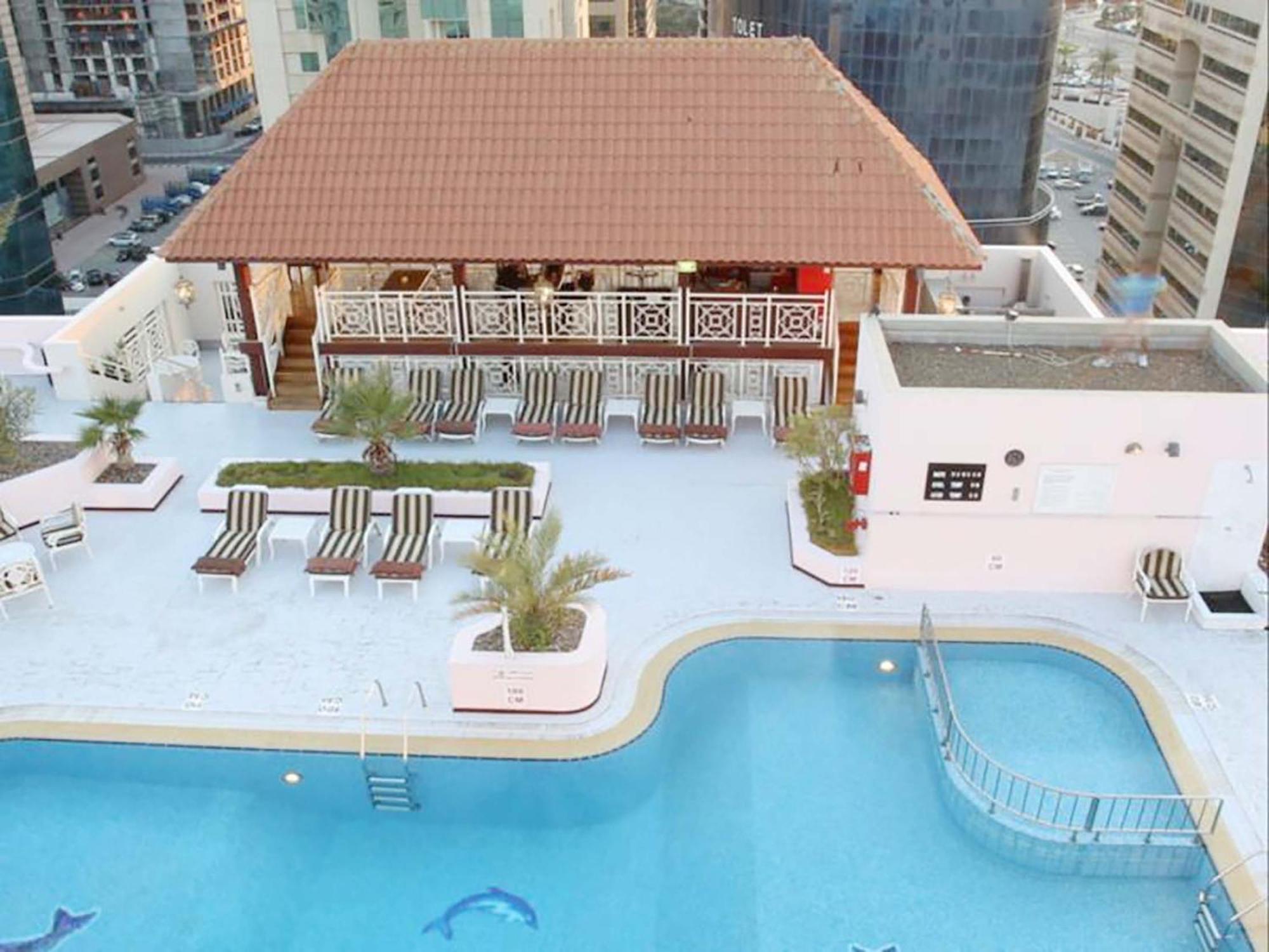 Knight Castle Hotel - Formerly Known As Carlton Palace Hotel Dubai Esterno foto