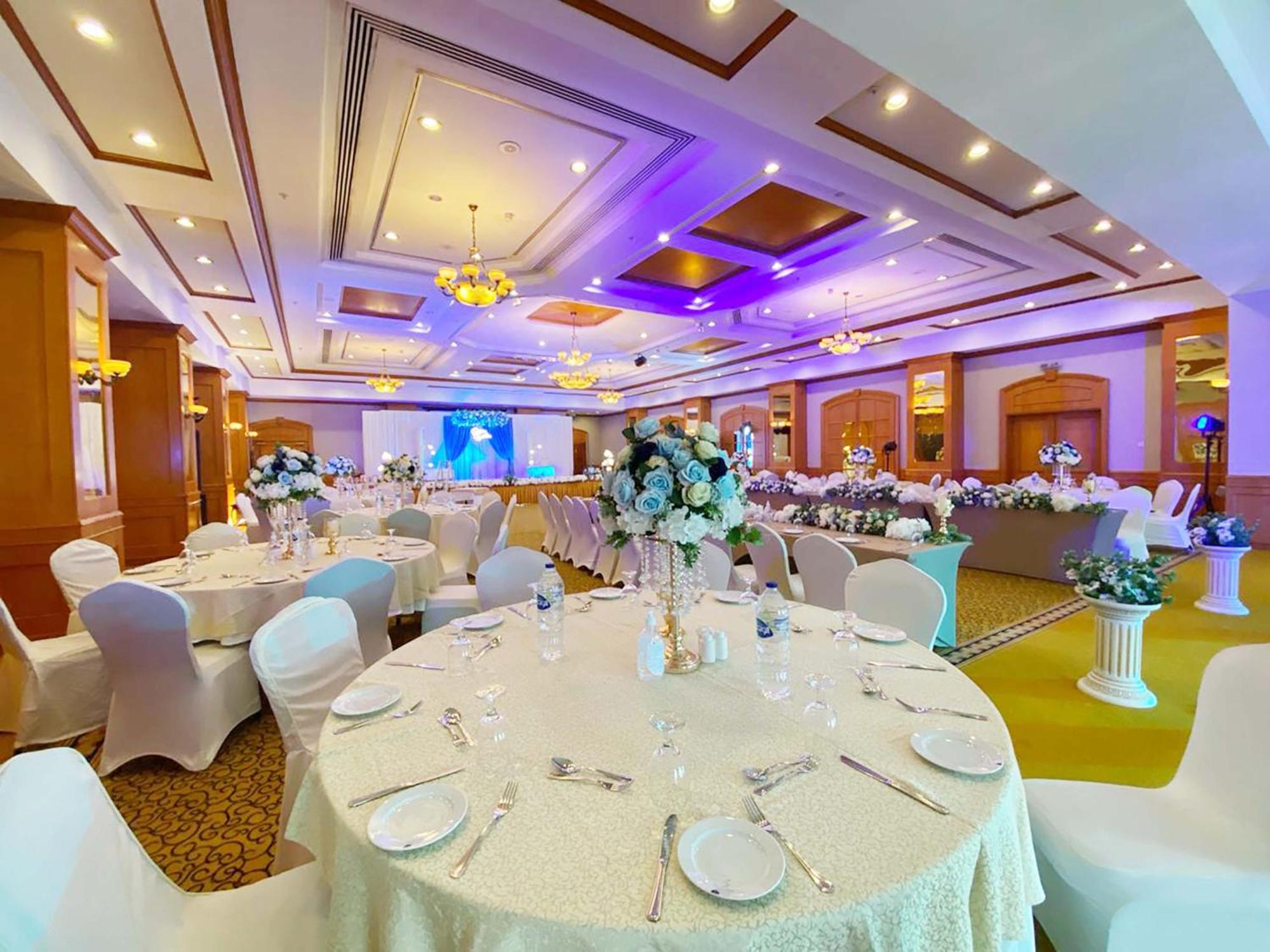 Knight Castle Hotel - Formerly Known As Carlton Palace Hotel Dubai Esterno foto