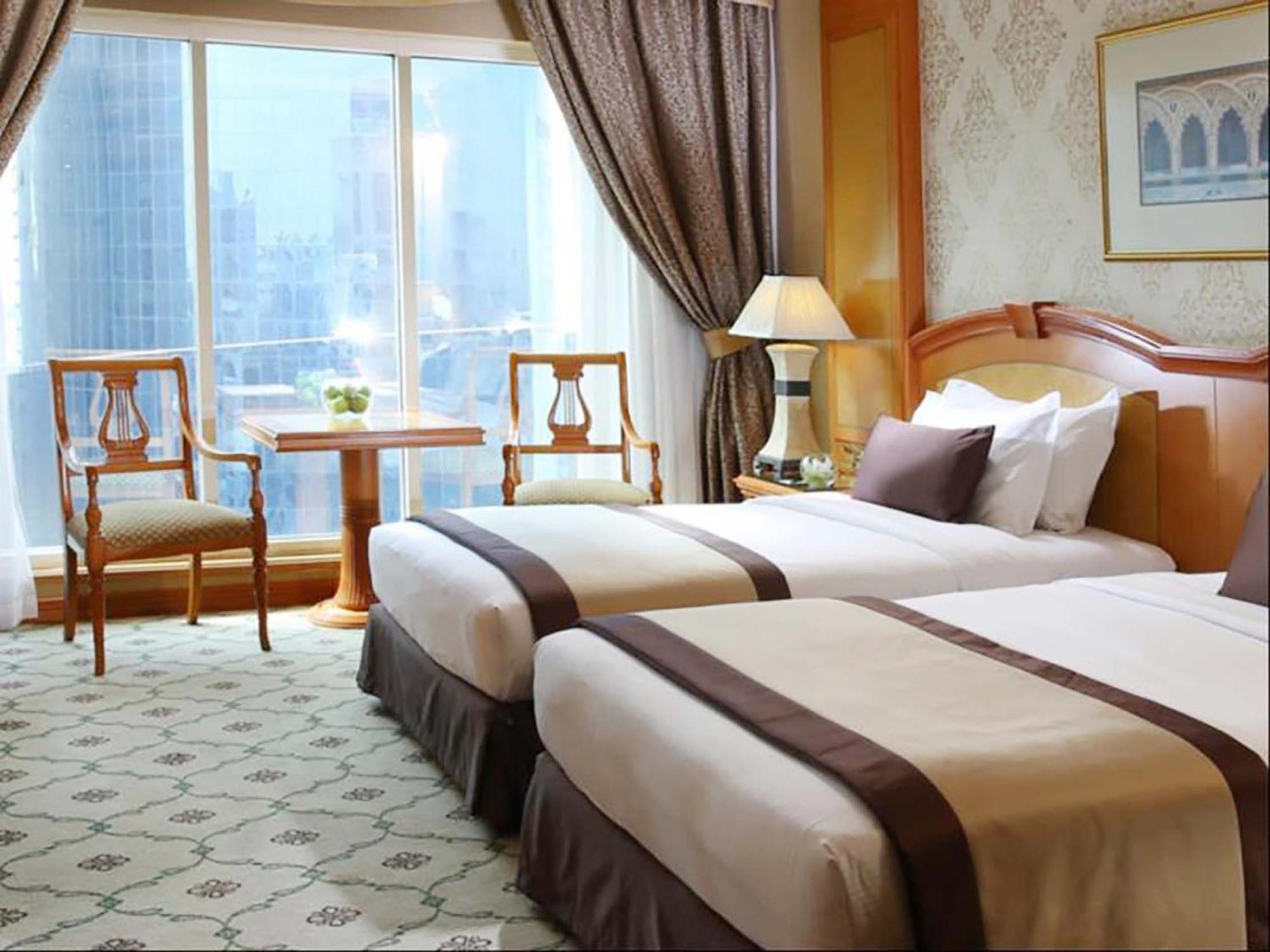Knight Castle Hotel - Formerly Known As Carlton Palace Hotel Dubai Esterno foto